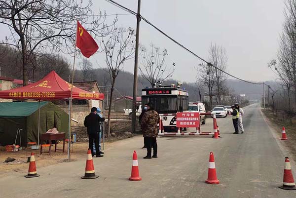 河南驻马店：防疫安全线有我·你安全(图1)