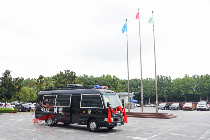 森源牌改装指挥车