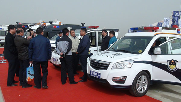 森源鸿马携8款警务车震撼亮相内蒙古自治区首届国际警用装备展示推介(图2) 森源鸿马携8款警务车震撼亮相内蒙古自治区首届国际警用装备展示推介(图2)