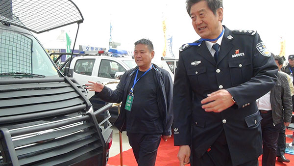 森源鸿马携8款警务车震撼亮相内蒙古自治区首届国际警用装备展示推介(图4) 森源鸿马携8款警务车震撼亮相内蒙古自治区首届国际警用装备展示推介(图4)