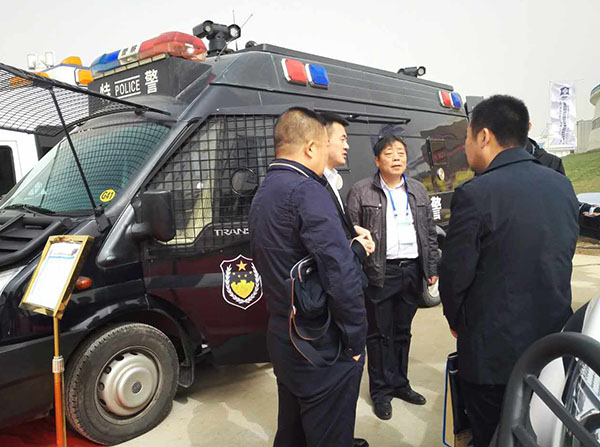 森源鸿马携8款警务车震撼亮相内蒙古自治区首届国际警用装备展示推介(图15) 森源鸿马携8款警务车震撼亮相内蒙古自治区首届国际警用装备展示推介(图15)