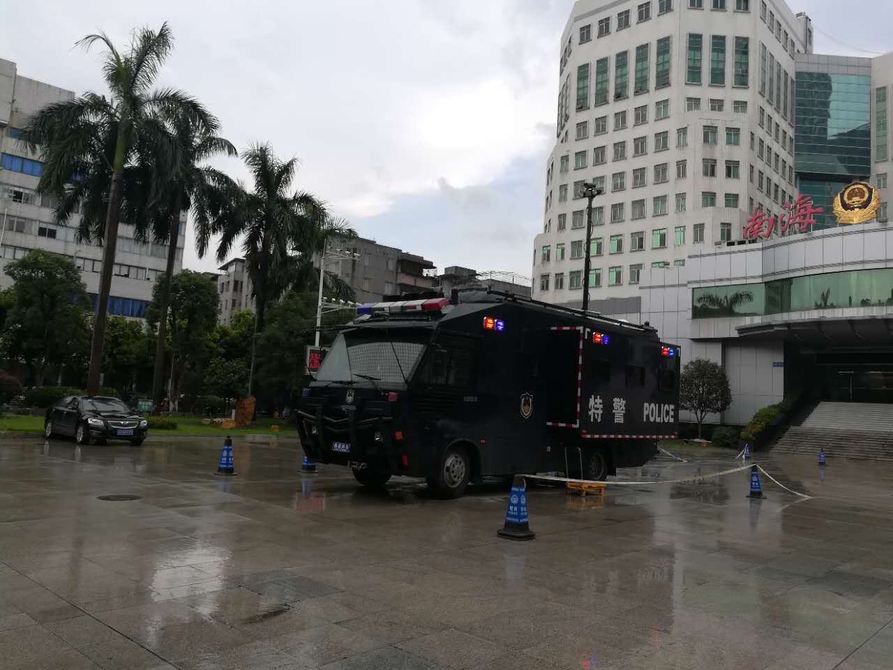 注意!前方超帅超高科技特警车辆出没!(图7) 注意!前方超帅超高科技特警车辆出没!