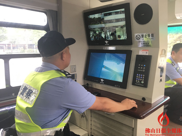 服务升级!南海公安投放25个移动报警平台(图2) 服务升级!南海公安投放25个移动报警平台(图2)