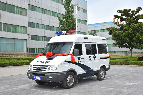 忠诚铁卫 守护平安——吉林省吉林市采购的警用囚车发车(图2)