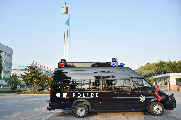 南阳市桐柏县通过公安部警采中心采购的防暴运兵车发车(图5)