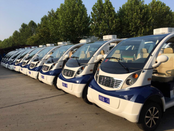 海南三亚食药局20台电动警车巡逻车发车(图1)