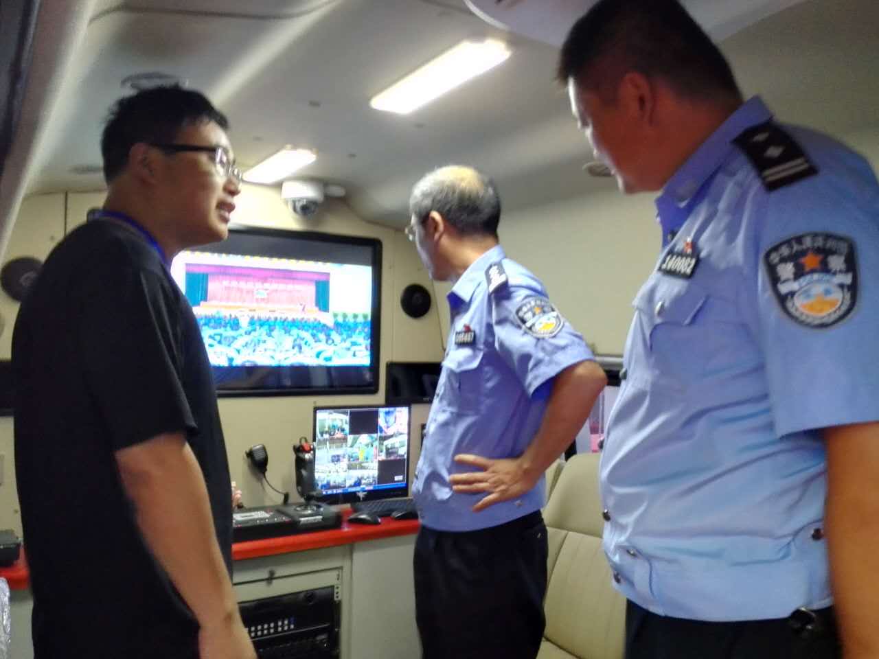森源鸿马携3款警务车亮相2017新疆安防展(图8) 森源鸿马携3款警务车亮相2017新疆安防展(图8)