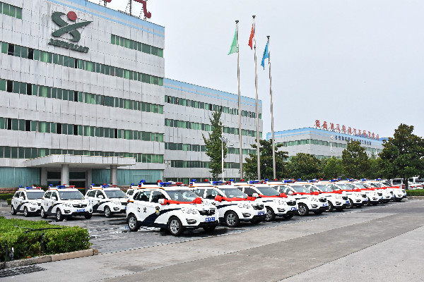 鹿邑县公安局首批30台SUV电动巡逻车发车(图2)