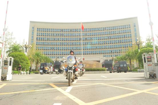 围观:东湖警察蜀黍的巡逻新装备! (图8) 围观:东湖警察蜀黍的巡逻新装备! (图8)