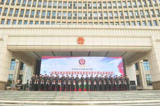 围观:东湖警察蜀黍的巡逻新装备! (图10) 围观:东湖警察蜀黍的巡逻新装备! (图10)