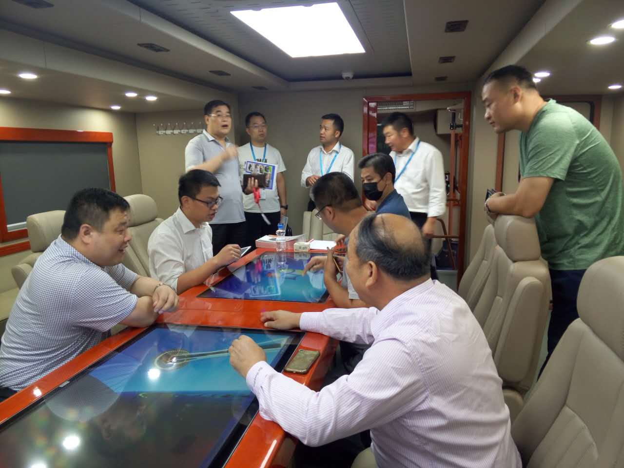 新闻连载三:展会聚焦ᅵ森源鸿马展出消防应急通信指挥平台 (图3) 新闻连载三:展会聚焦ᅵ森源鸿马展出消防应急通信指挥平台 (图3)