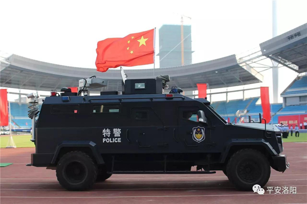超燃!洛阳公安“迎接十九大•忠诚保平安”安保誓师大会震撼来袭!(图6) 超燃!洛阳公安“迎接十九大•忠诚保平安”安保誓师大会震撼来袭!(图6)