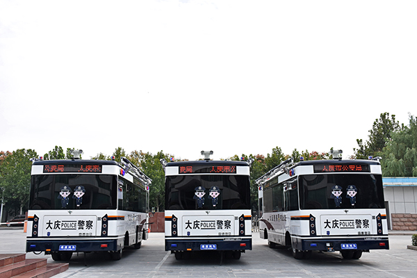中秋晚会安保不停歇  黑龙江大庆第二批移动警务室发车(图6)