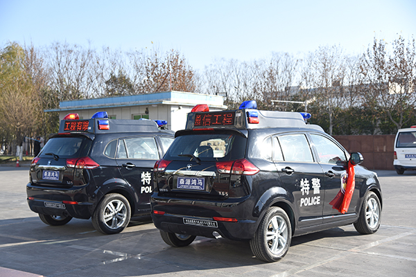 四川江安县SUV电动巡逻车发车(图5)