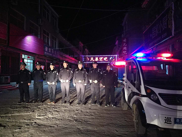 《平安守护》官庄工区派出所民警们的平安夜(图3)