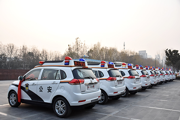 云南新平县公安局通过公安部警采中心采购16台SUV电动巡逻车(图5)