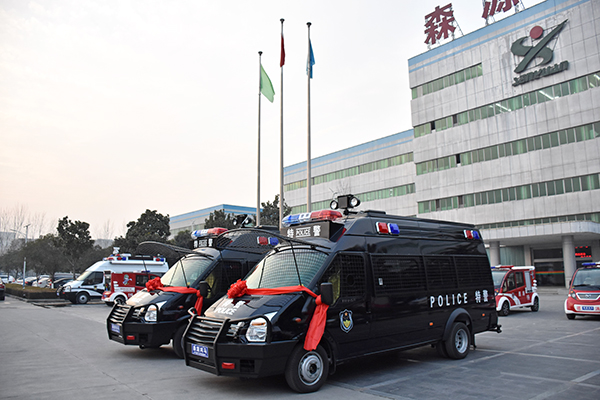 新疆昌吉州采购防暴运兵车(图3) 新疆昌吉州采购防暴运兵车(图3)