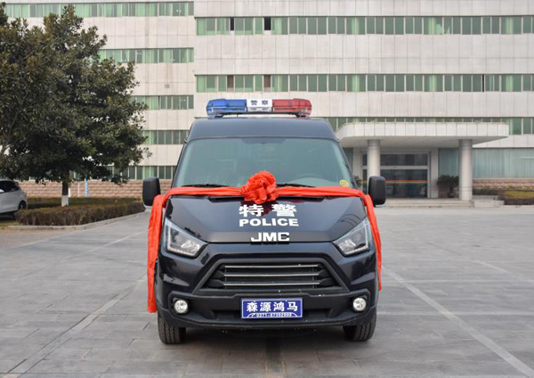 郑州铁路公安采购警用囚车(图2)