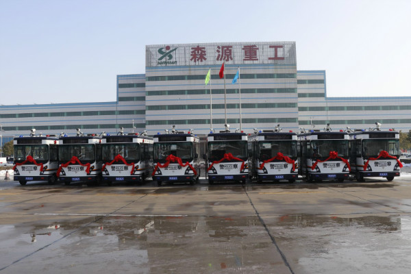新年保平安||山西柳林县采购8台移动警务室(图1)