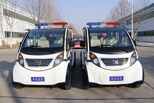河南新郑市电动巡逻车发车 提升辖区治安防控能力(图2)