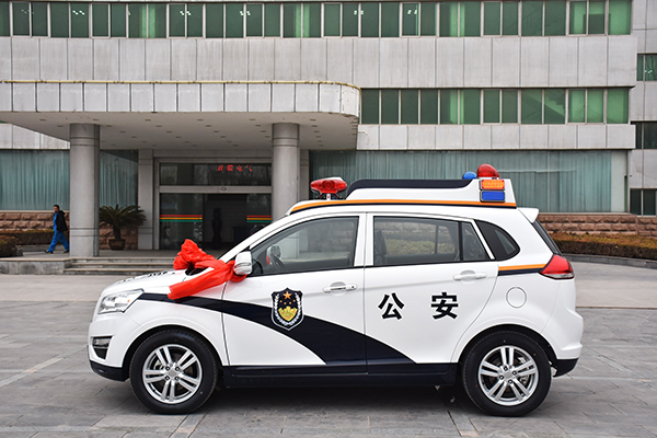 安徽安庆通过公安部警采中心采购SUV电动巡逻车(图3)