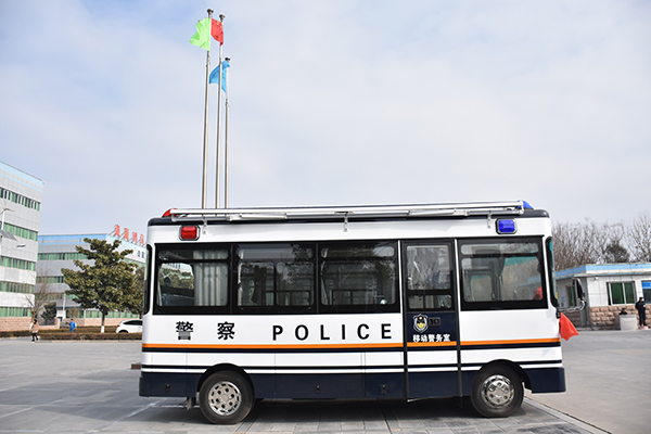 内蒙古公安厅移动警务室发车 让警察办公智能化(图3) 内蒙古公安厅移动警务室发车 让警察办公智能化(图3)