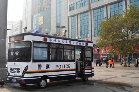 移动警务室：春运守护者(图1)