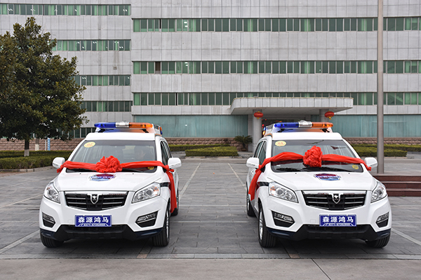 两会安保系列报道五：服务两会安保漯河城管又添新装备(图1)