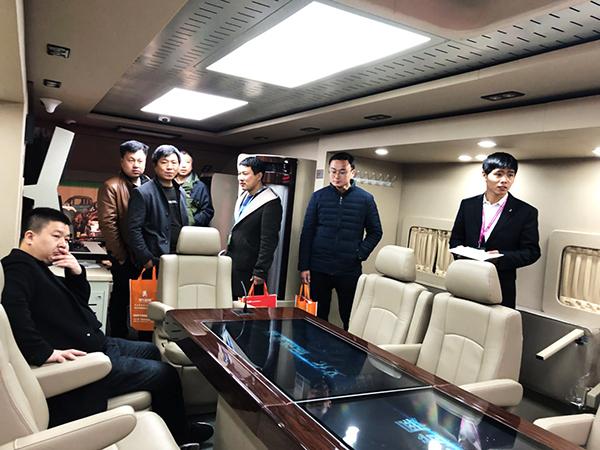展会聚焦//森源鸿马新能源专用车亮相第六届国际新能源汽车展(图6)