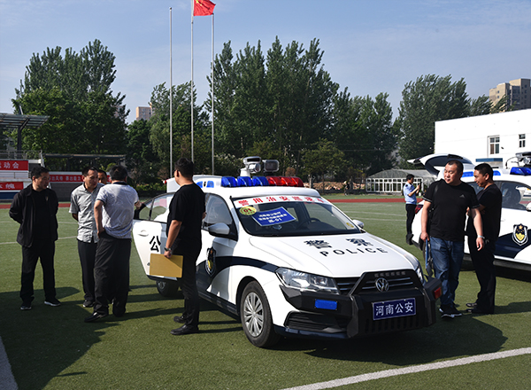 网格化布警 全时空巡逻——河南省公安机关警用多功能巡逻车省内巡展试用(图11)