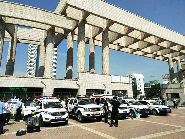 网格化布警 全时空巡逻——河南省公安机关警用多功能巡逻车省内巡展试用(图16)