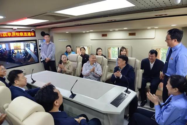 检察日报“走进100个基层院”活动在新巴尔虎右旗启航(图2) 检察日报“走进100个基层院”活动在新巴尔虎右旗启航(图2)