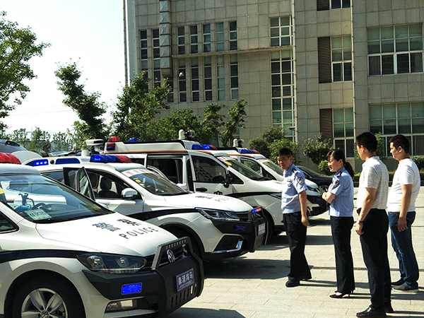 开启智能化巡控模式--警用多功能巡逻车安徽巡展试用备受好评(图3) 开启智能化巡控模式--警用多功能巡逻车安徽巡展试用备受好评(图3)