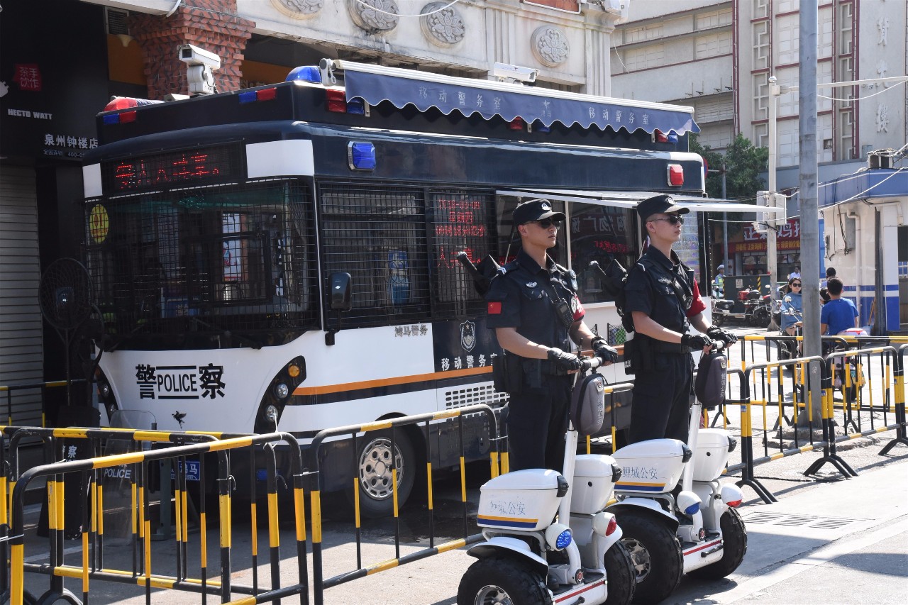 移动警务室助力鲤城公安分局圆满完成泉州市第十六届人民代表大会第三次会议(图8) 移动警务室助力鲤城公安分局圆满完成泉州市第十六届人民代表大会第三次会议(图8)