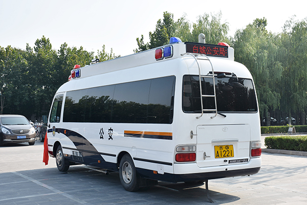 吉林白城警用应急指挥车发车——打造智慧平台 助推智慧警务建设(图5) 吉林白城警用应急指挥车发车——打造智慧平台 助推智慧警务建设(图5)