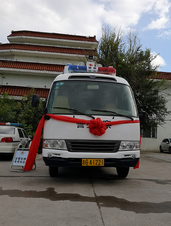 吉林白城市警用应急指挥车列装上岗(图1)