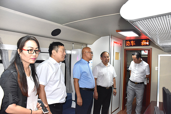 民革河南省委调研团莅临森源鸿马调研指导(图5)