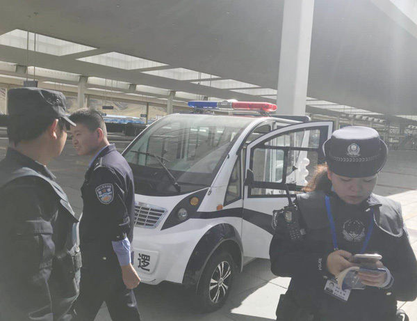 巡逻防范坚守一线  维稳创安中秋我在岗(图4)