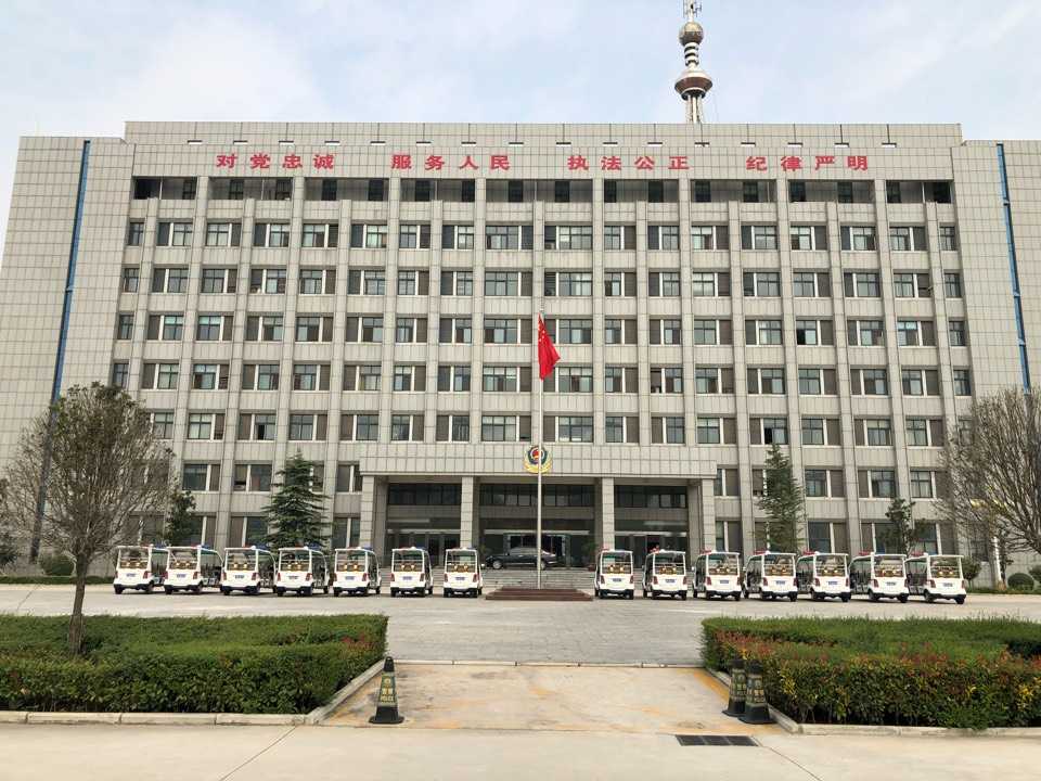 新乡获嘉县采购的电动巡逻车列装上岗(图1)