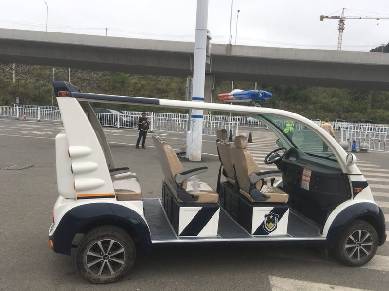 贵州省贵阳市电动巡逻车列装上岗(图1)