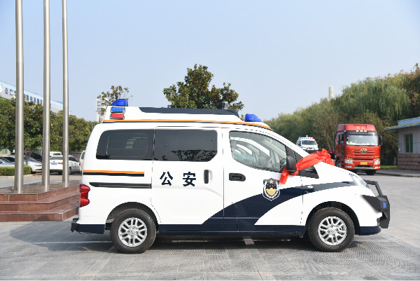 山东烟台采购5台警用多功能巡逻车(图4)