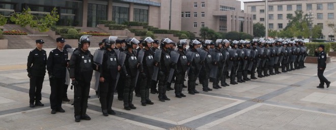 商丘公安圆满完成第七届中国商丘国际华商文化节安保任务(图5) 商丘公安圆满完成第七届中国商丘国际华商文化节安保任务(图5)