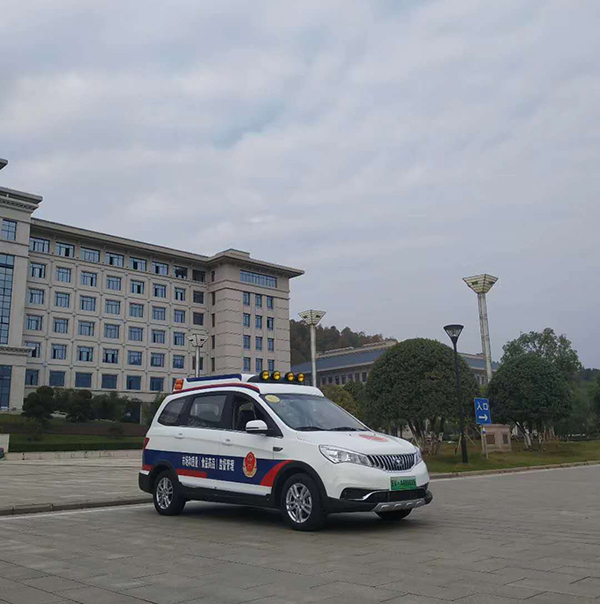 江西修水电动执法车列装上岗(图3)