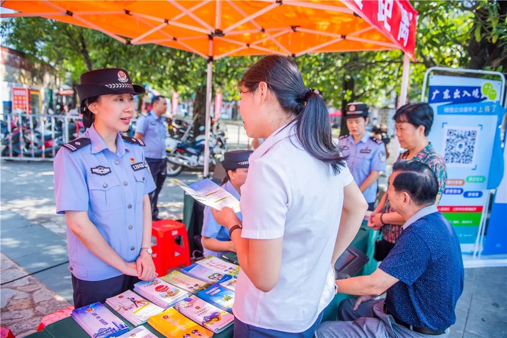 梅州||最新最全的“一窗通办”移动警务车服务点和派出所名单出炉啦!(图2) 梅州||最新最全的“一窗通办”移动警务车服务点和派出所名单出炉啦!(图2)