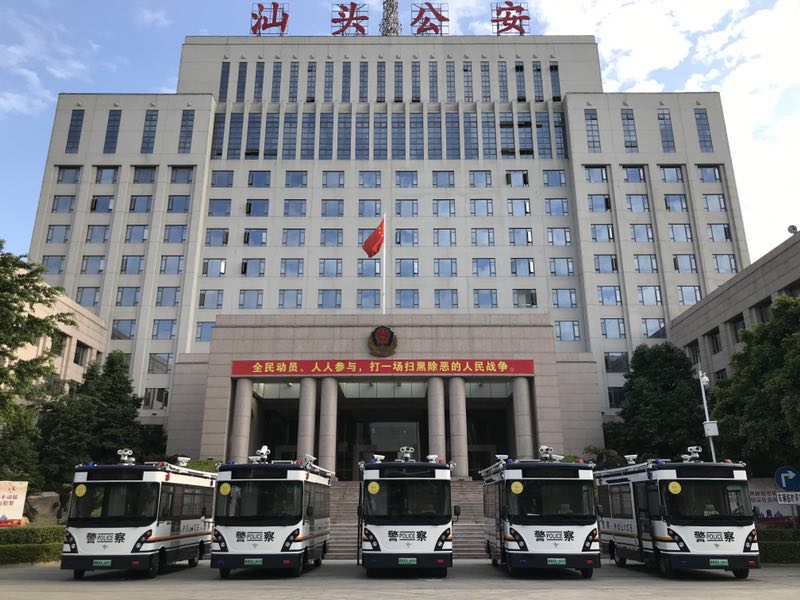广东汕头移动警务室列装上岗(图1)