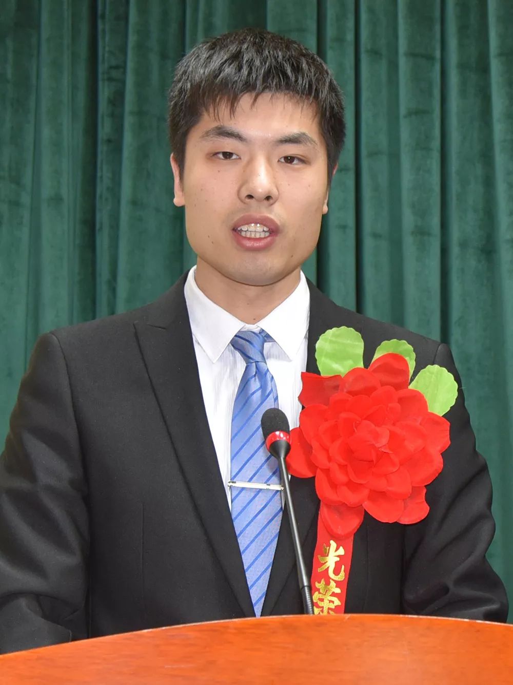 森源鸿马2018年度总结表彰暨2019年经营动员大会隆重召开(图19) 森源鸿马2018年度总结表彰暨2019年经营动员大会隆重召开(图19)