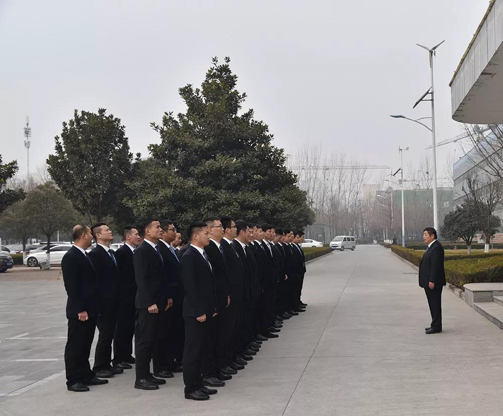 开课啦!2019年森源鸿马第一堂课《现代管理全员营销》正式开讲(图24) 开课啦!2019年森源鸿马第一堂课《现代管理全员营销》正式开讲(图24)