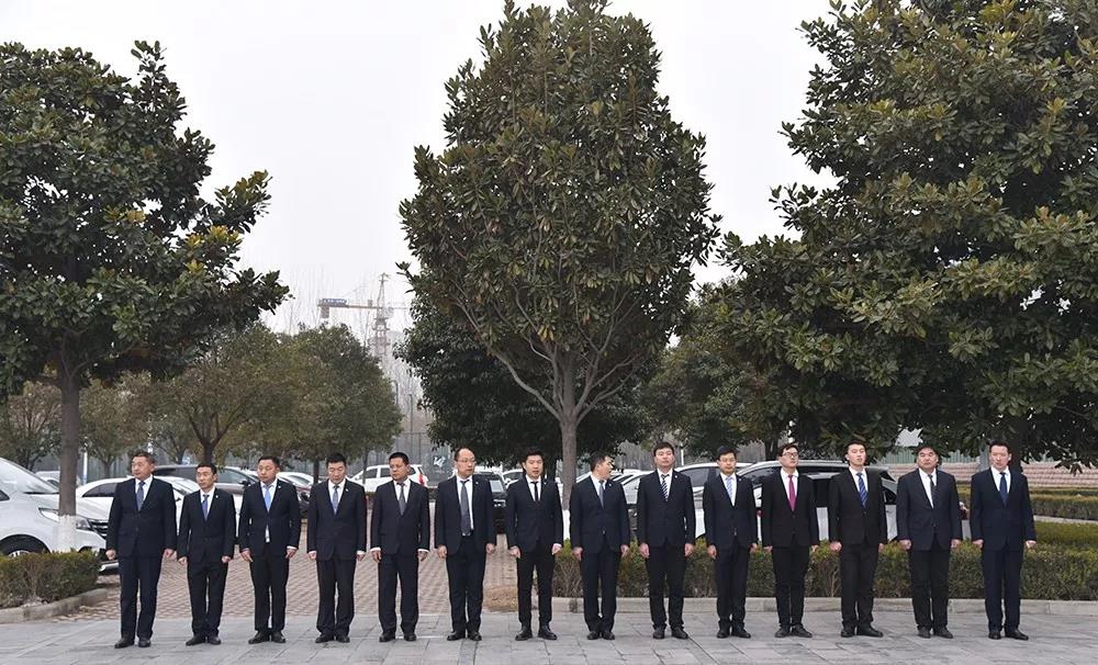 开课啦!2019年森源鸿马第一堂课《现代管理全员营销》正式开讲(图25) 开课啦!2019年森源鸿马第一堂课《现代管理全员营销》正式开讲(图25)