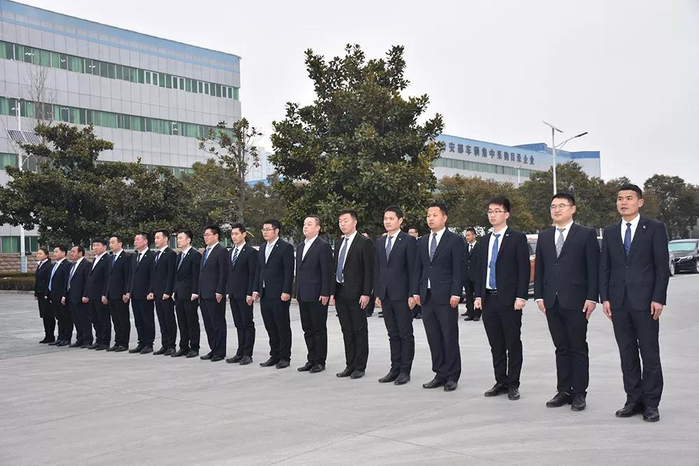开课啦!2019年森源鸿马第一堂课《现代管理全员营销》正式开讲(图31) 开课啦!2019年森源鸿马第一堂课《现代管理全员营销》正式开讲(图31)
