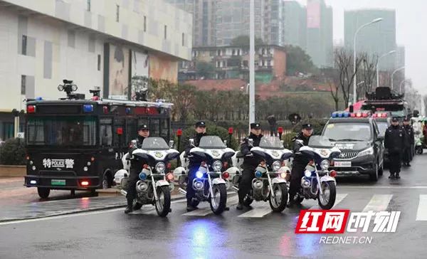 湖南||红网记者体验衡阳蒸湘“快警”坚守的安宁路(图1)